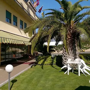 *** Hotel Laurence Italia